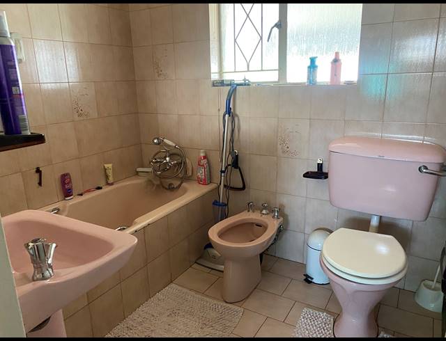 4 BEDROOM HOUSE FOR SALE IN TULISA PARK